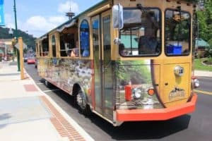 gatlinburg trolley