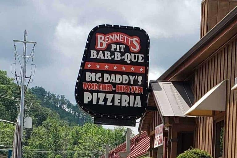 bennett's pit barbeque and big daddys pizzeria